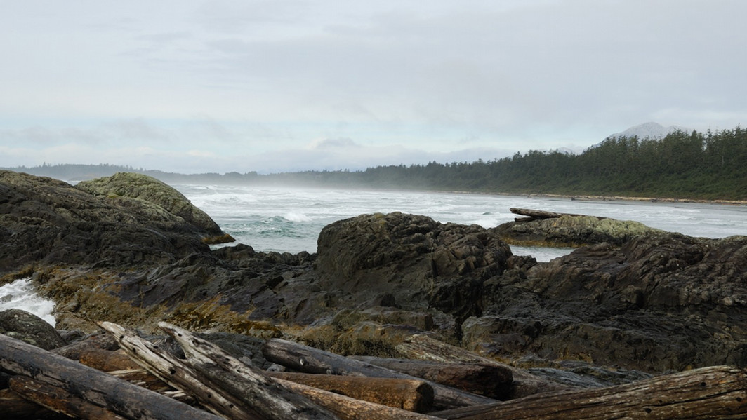 Landscape photo of a rocky beach